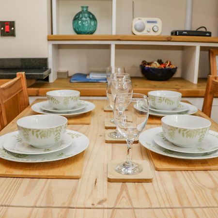 Apartment 6 ويتبي المظهر الخارجي الصورة
