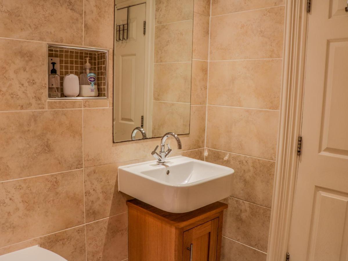 Apartment 6 ويتبي المظهر الخارجي الصورة