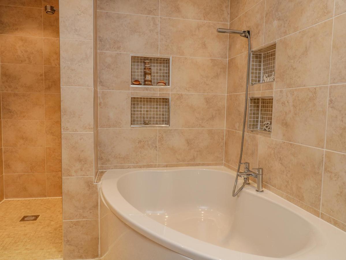 Apartment 6 ويتبي المظهر الخارجي الصورة